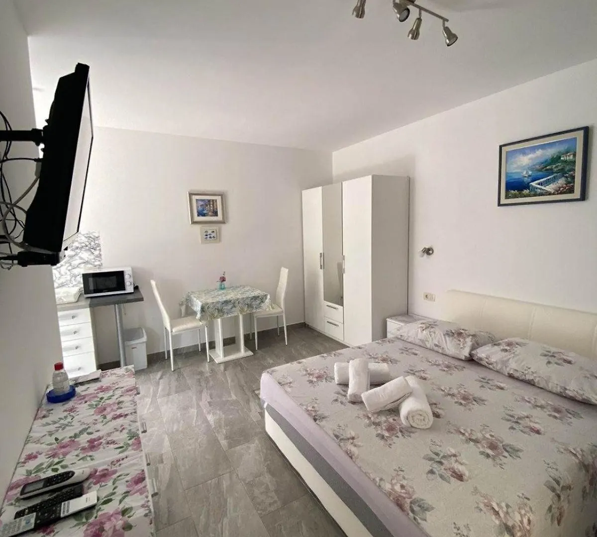 Apartments With A Parking Space Mundanije, Rab - 21543 Mundanije