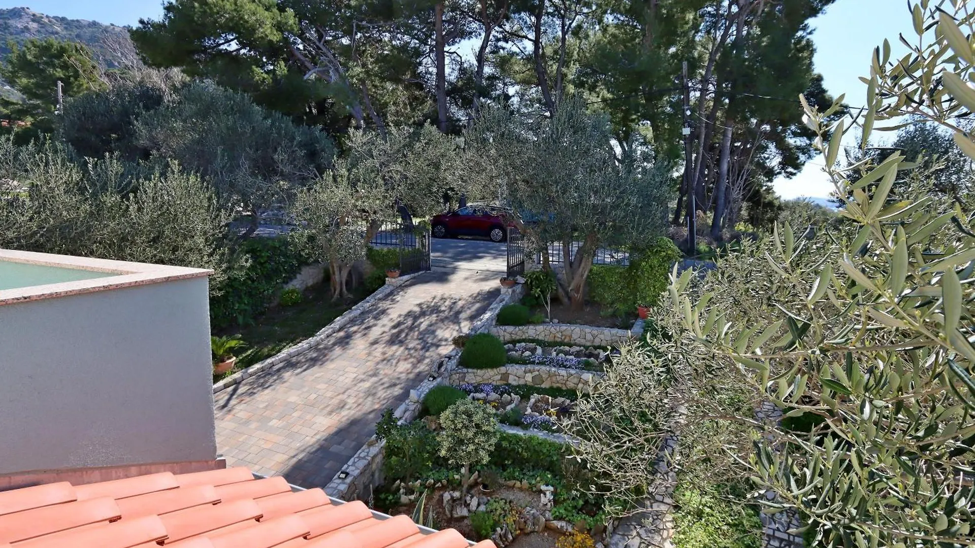 Apartments With A Parking Space Mundanije, Rab - 21543 Croatia