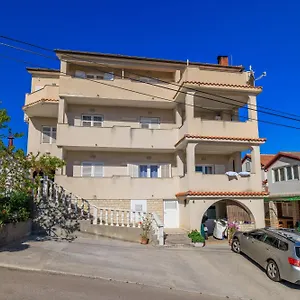 Marija Apartment