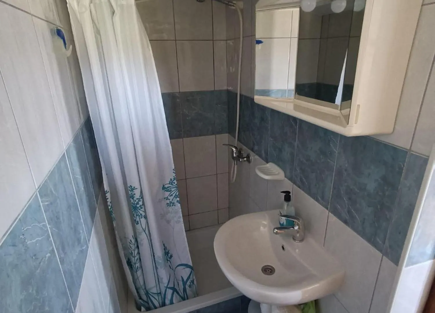 Apartments With A Parking Space Mundanije, Rab - 21543 Croatia